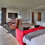 Sea Star Rocks Boutique Hotel