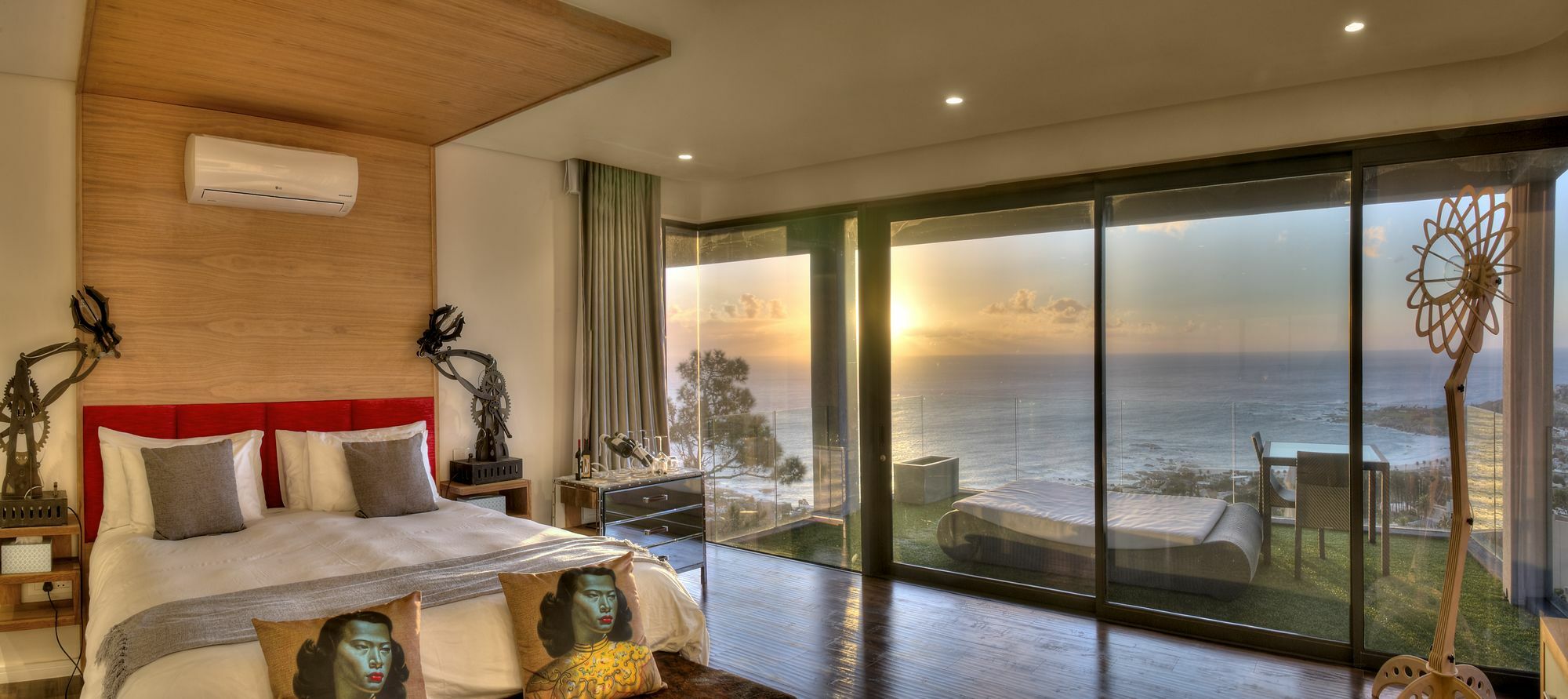 Sea Star Rocks Guest house Cape Town
